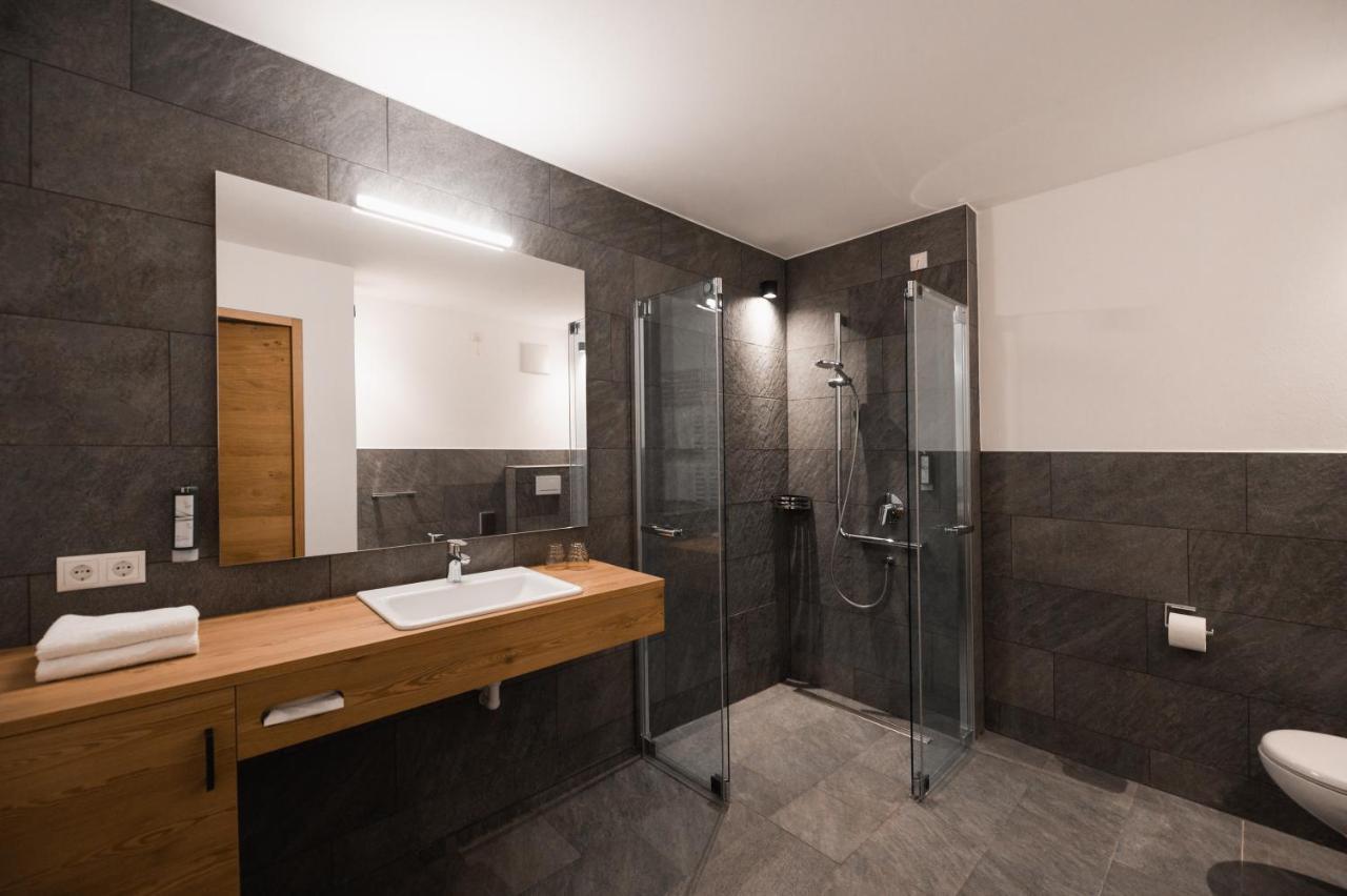 Hotel Gasthof Jochele Falzes Exterior photo