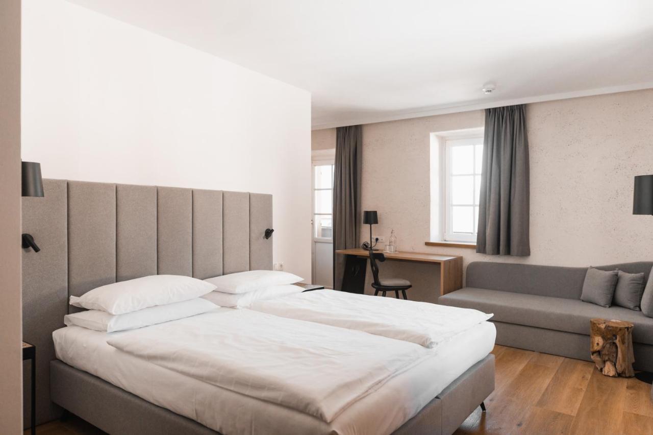 Hotel Gasthof Jochele Falzes Exterior photo