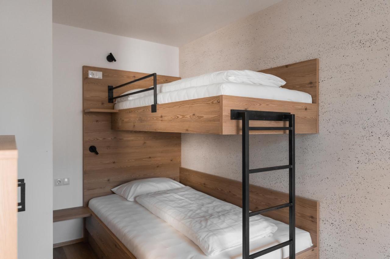 Hotel Gasthof Jochele Falzes Exterior photo