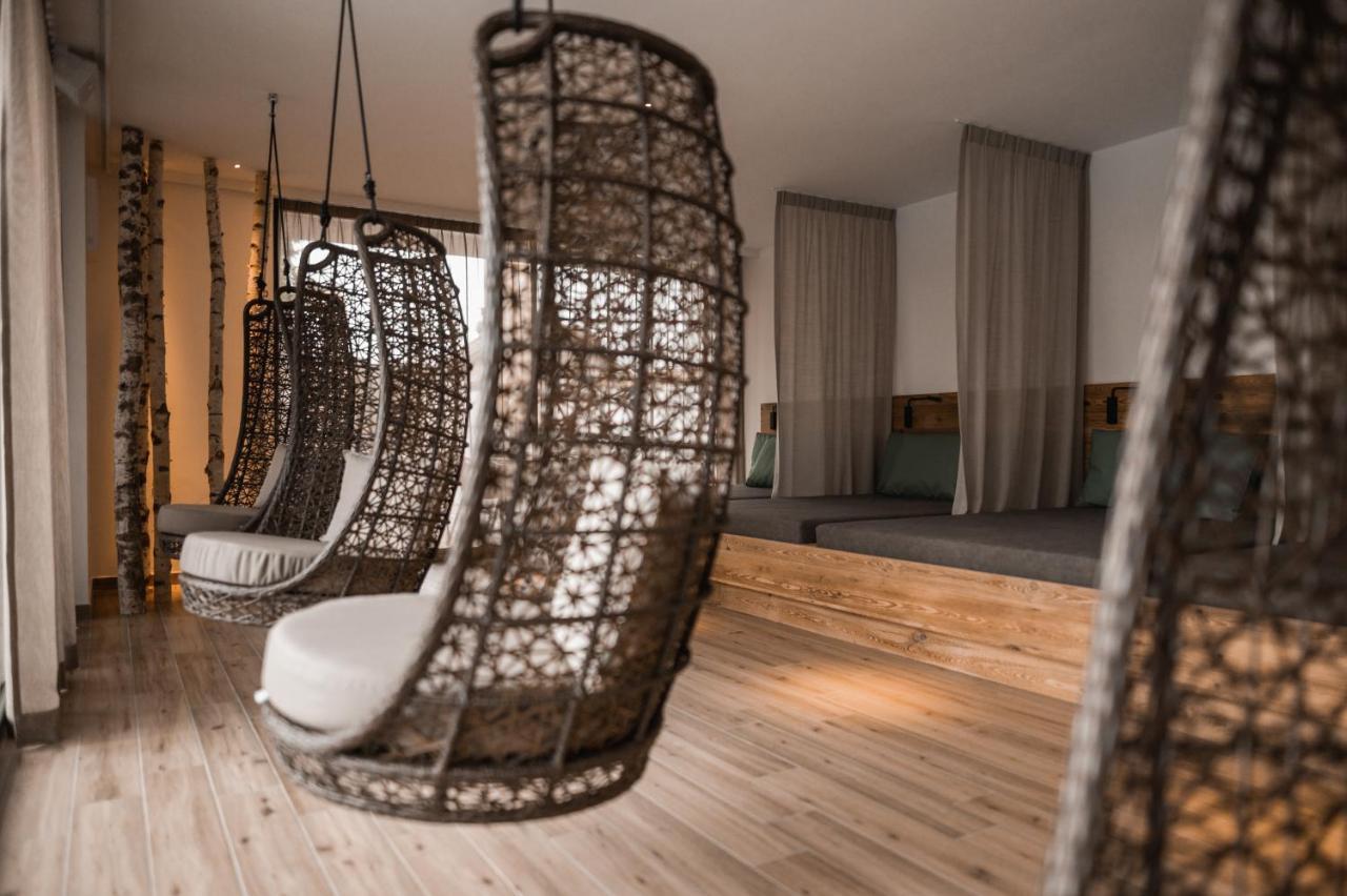 Hotel Gasthof Jochele Falzes Exterior photo