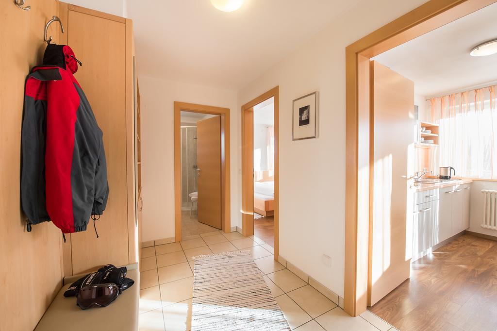 Hotel Gasthof Jochele Falzes Exterior photo