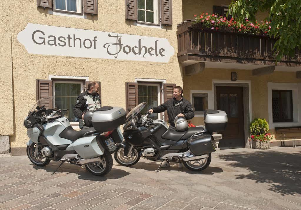 Hotel Gasthof Jochele Falzes Exterior photo